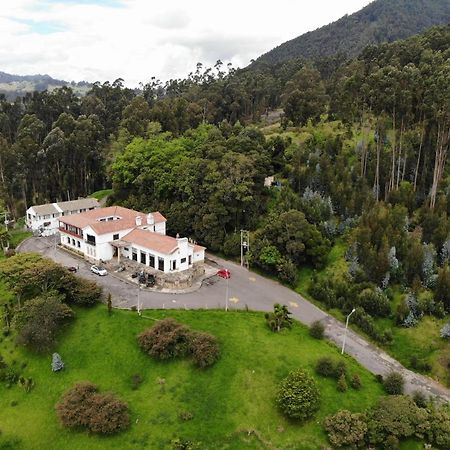 Hotel Boutique El Libertador Zipaquirá エクステリア 写真
