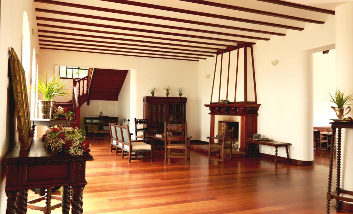 Hotel Boutique El Libertador Zipaquirá エクステリア 写真