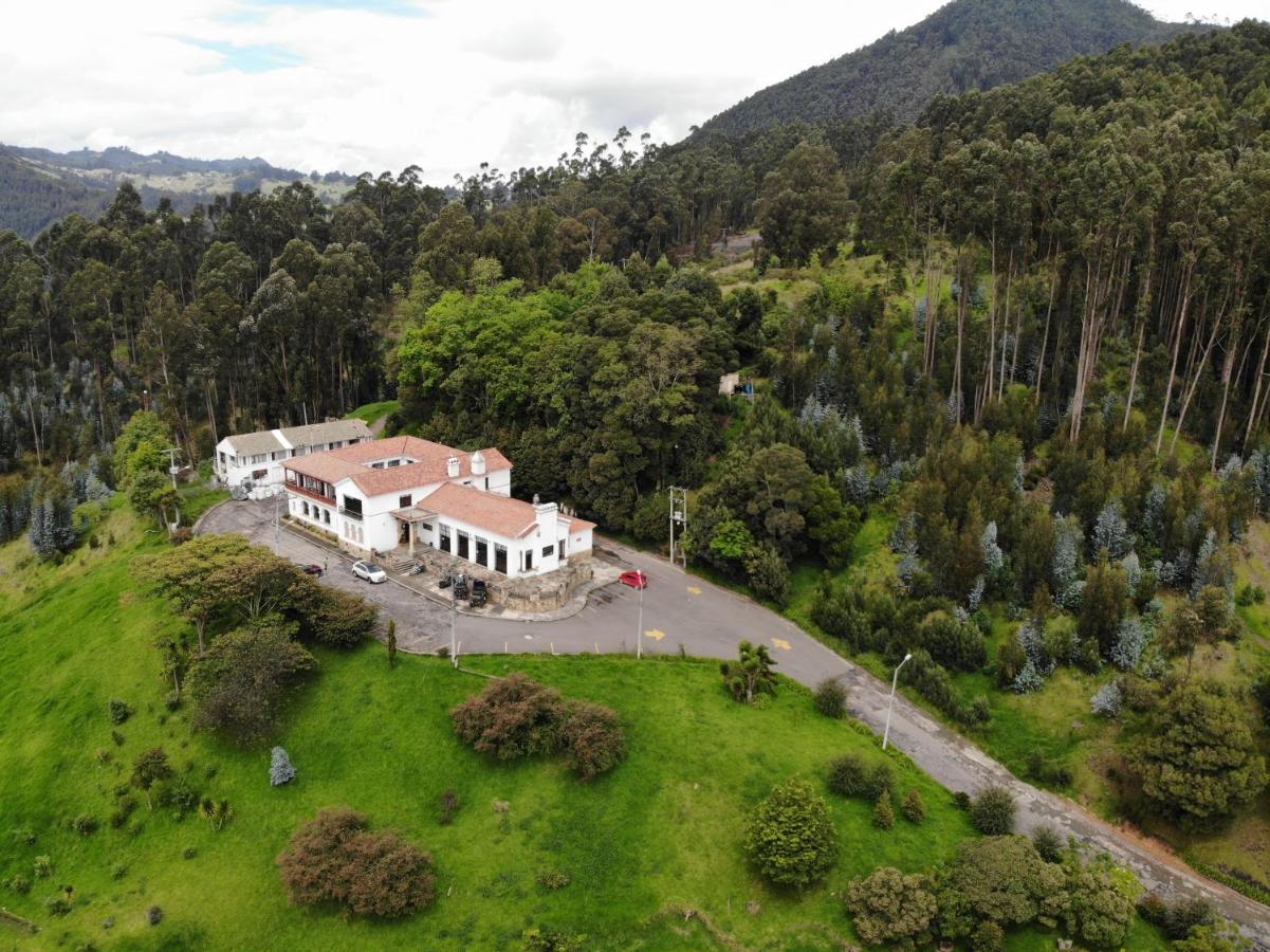 Hotel Boutique El Libertador Zipaquirá エクステリア 写真